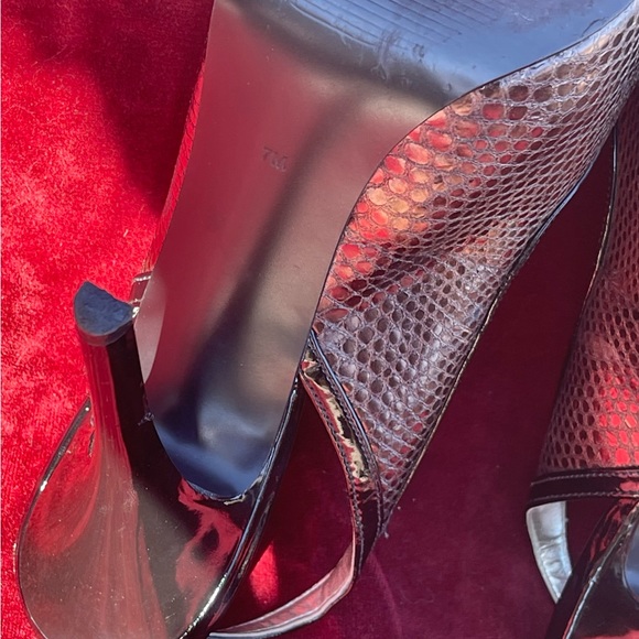 Guess Black Sling Back Heels - Picture 4 of 6